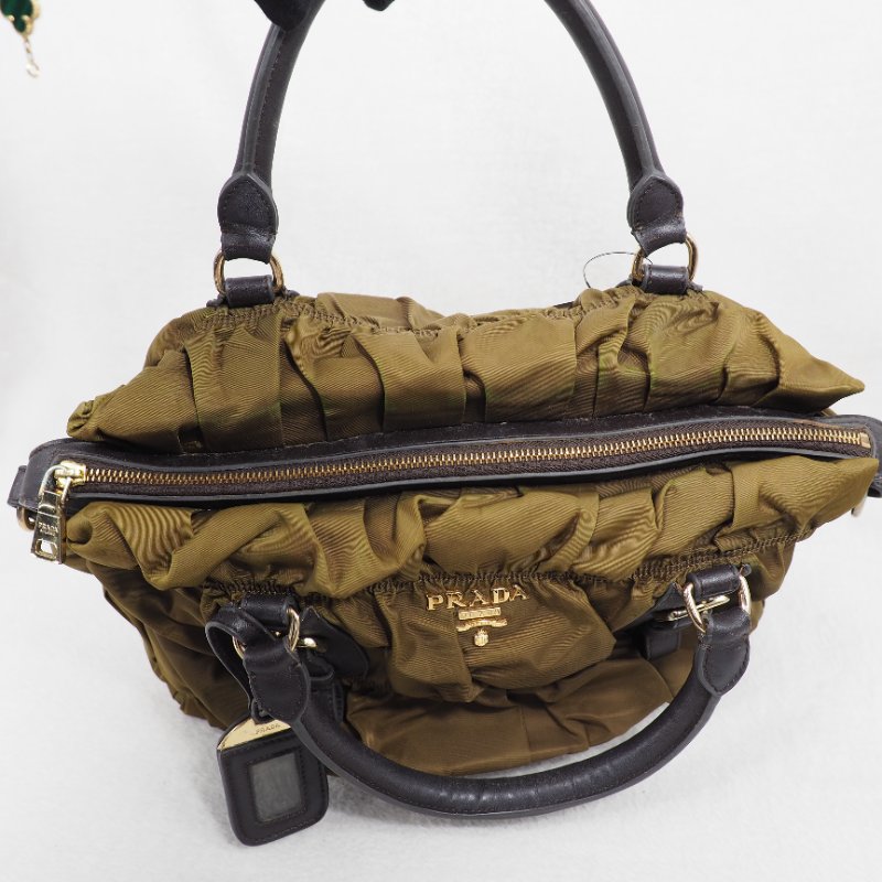 Prada Nylon Handbag Tote 普拉達尼龍皺摺手提托特包-19