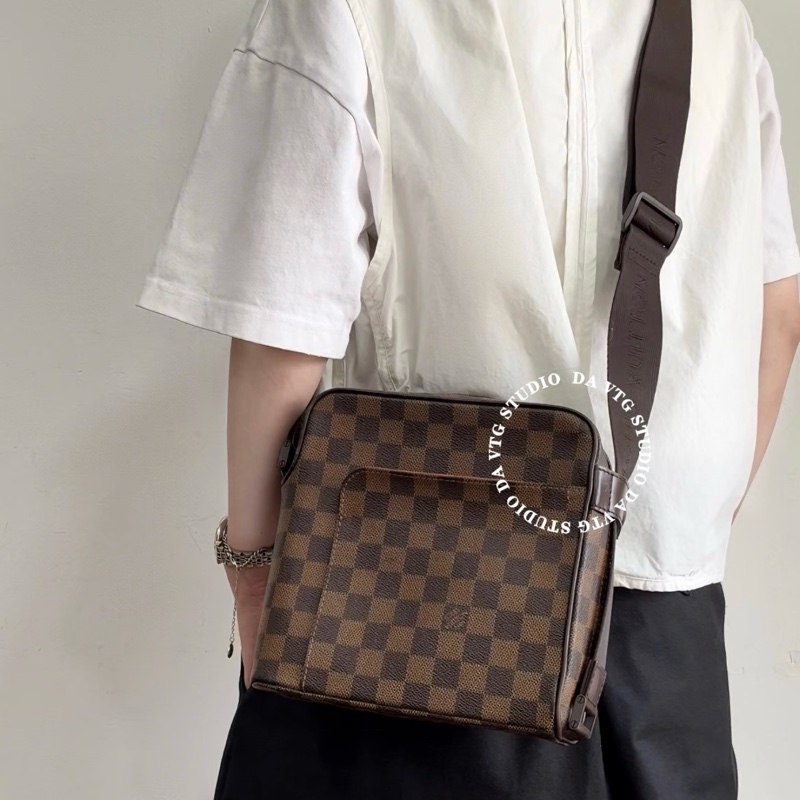 【極新🎁】 LV Damier 經典棋盤格 豆腐包斜背包 (專櫃83,000)-4