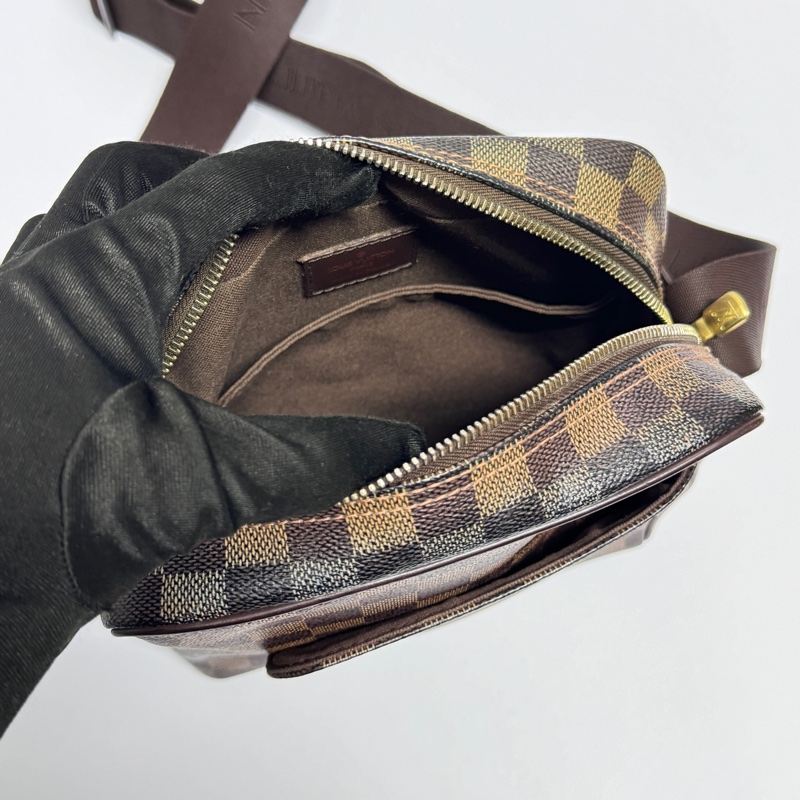 【極新🎁】 LV Damier 經典棋盤格 豆腐包斜背包 (專櫃83,000)-17