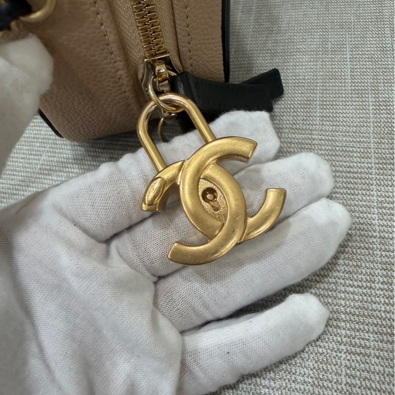 香奈兒CHANEL vanity 奶茶色拼色 相機包 荔枝牛皮 小號-25