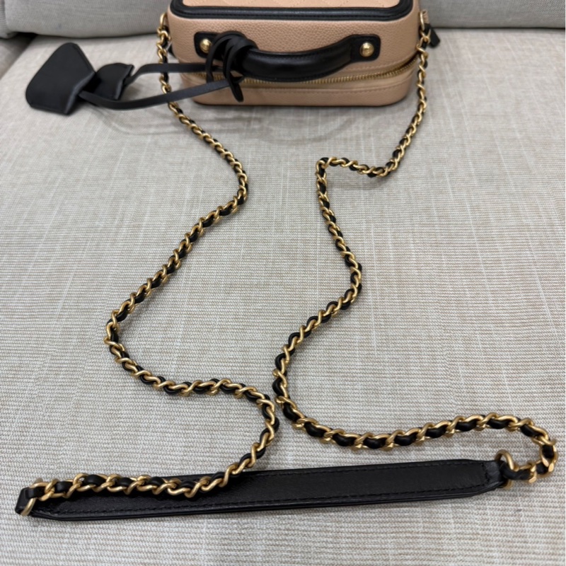 香奈兒CHANEL vanity 奶茶色拼色 相機包 荔枝牛皮 小號-32