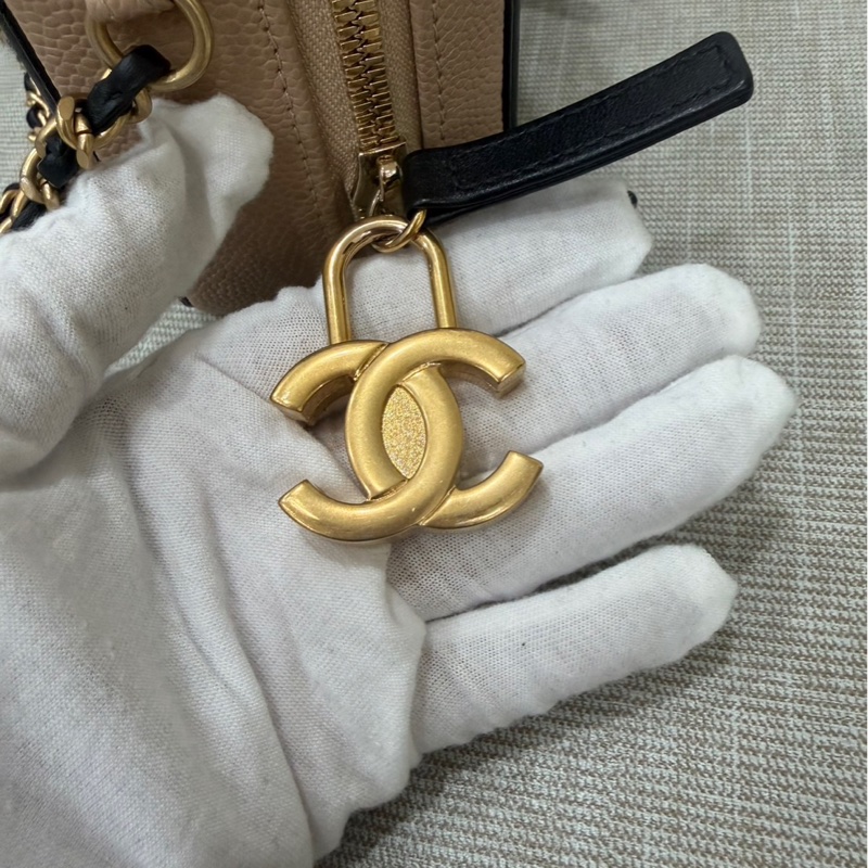 香奈兒CHANEL vanity 奶茶色拼色 相機包 荔枝牛皮 小號-37