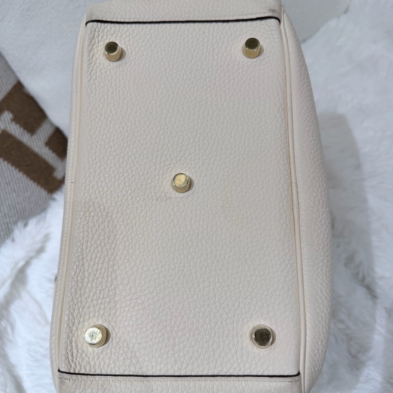Hermes Lindy 26/ 奶油白 金扣-9