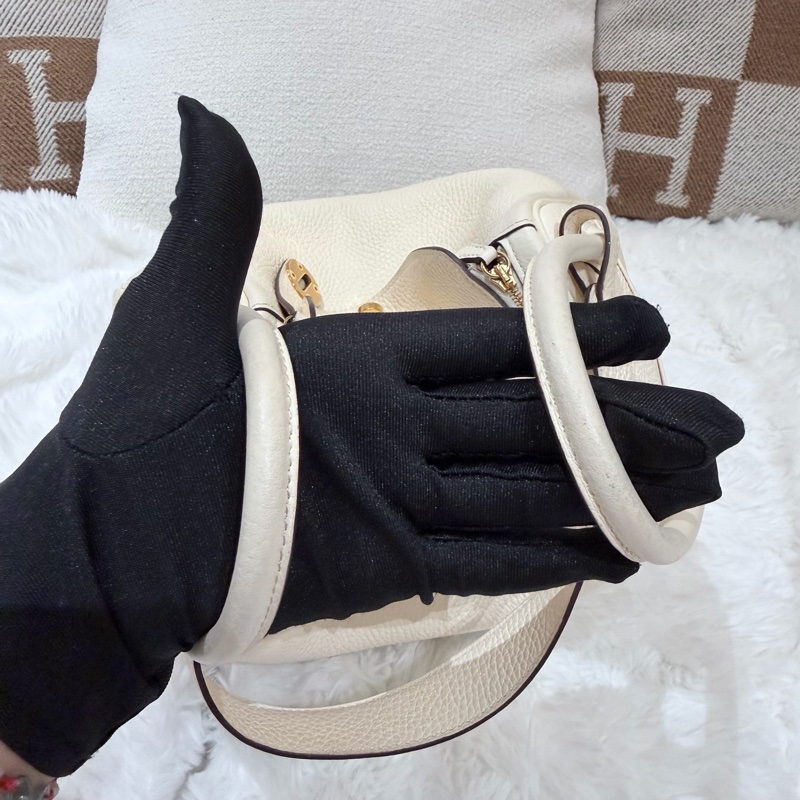 Hermes Lindy 26/ 奶油白 金扣-12