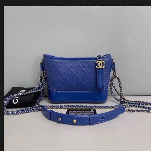 Chanel香奈兒 藍金全皮菱格小號流浪包