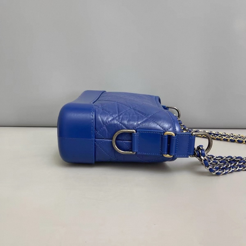 Chanel香奈兒 藍金全皮菱格小號流浪包-1