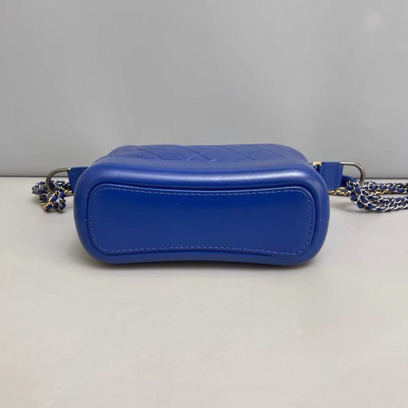 Chanel香奈兒 藍金全皮菱格小號流浪包-2