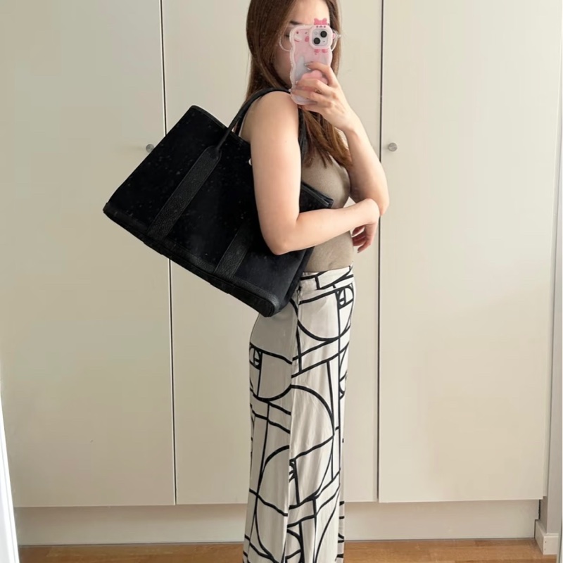 「JL精品代購」 愛馬仕黑色帆布拼皮花園36手提腋下托特包-1