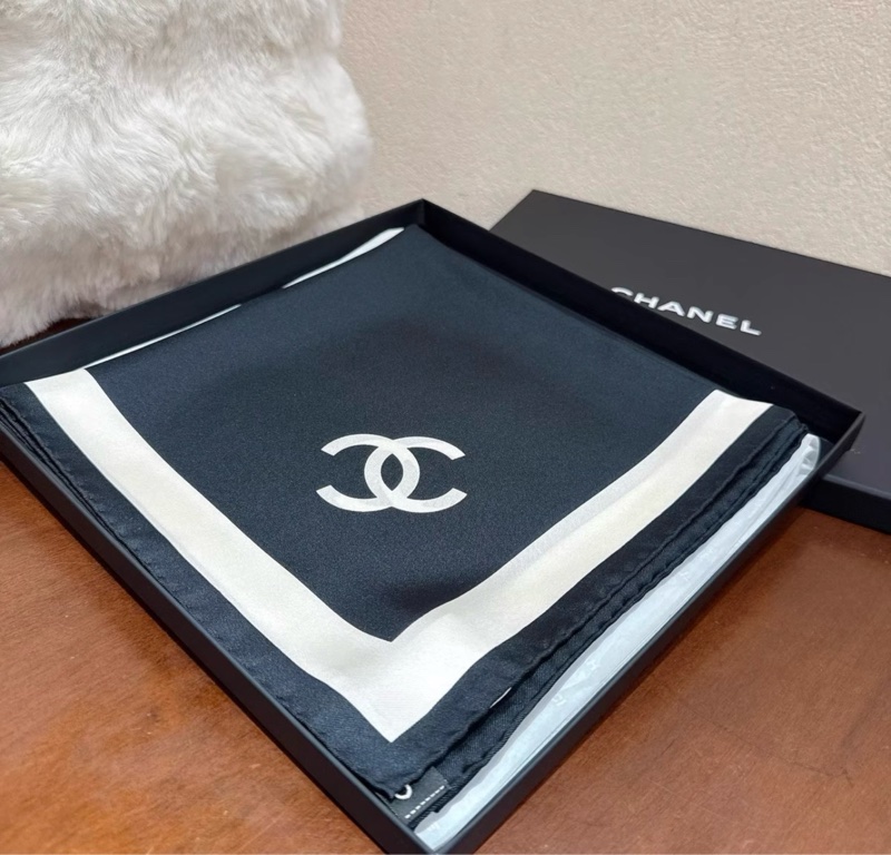 Chanel香奈儿26S最新春夏黑色丝巾大爆款-2
