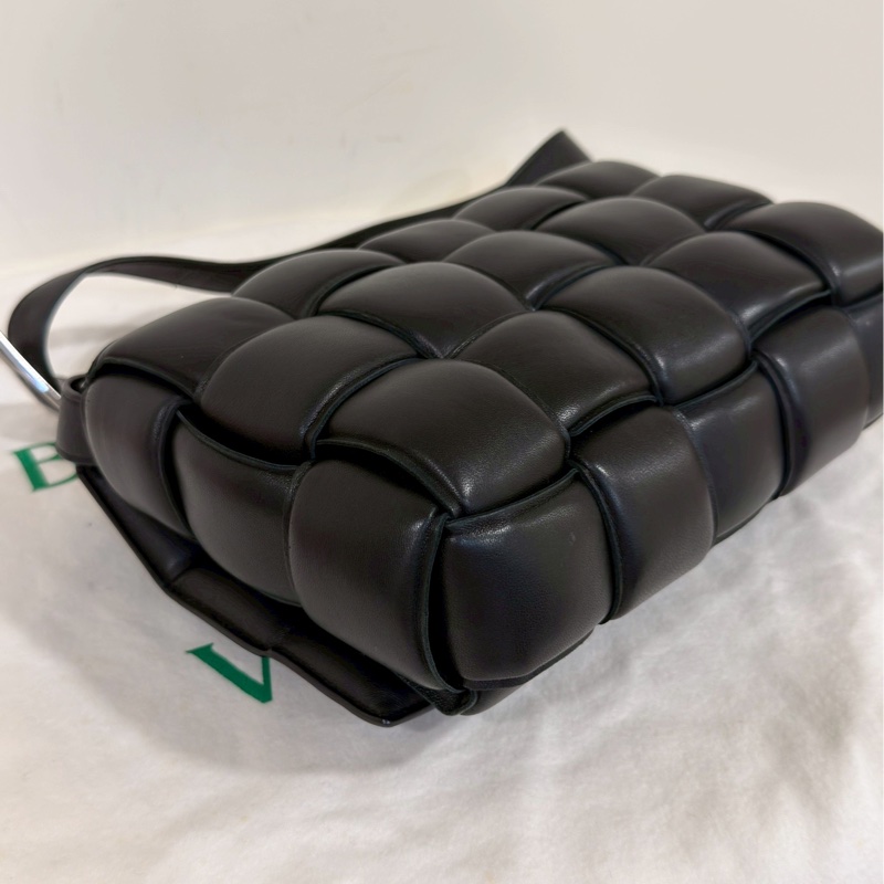 BV#🔴BV葆蝶家黑銀枕頭包 專櫃1️⃣4️⃣萬 🔴-18