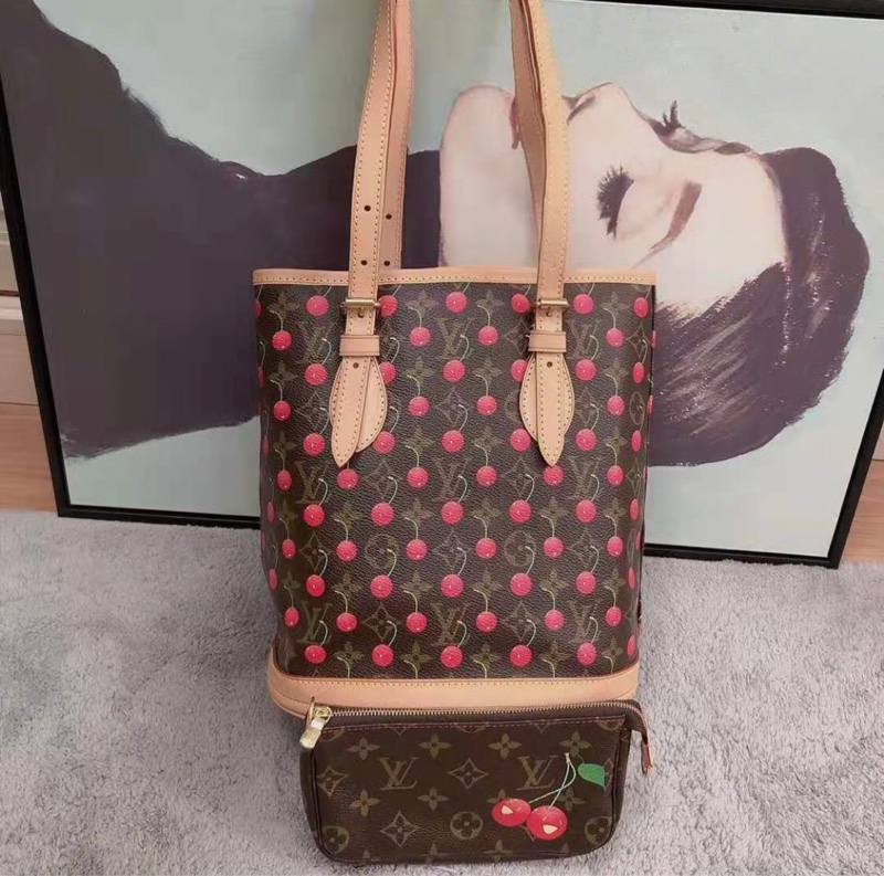 「JL精品代購」9新 LV限量村上隆櫻桃水桶包-0