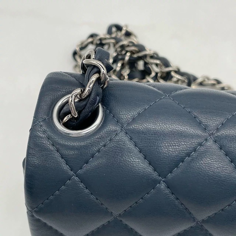 Chanel Cf17 mini square-16