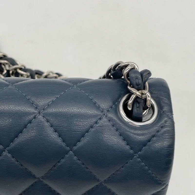 Chanel Cf17 mini square-17
