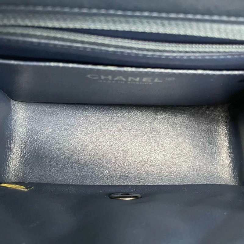 Chanel Cf17 mini square-21