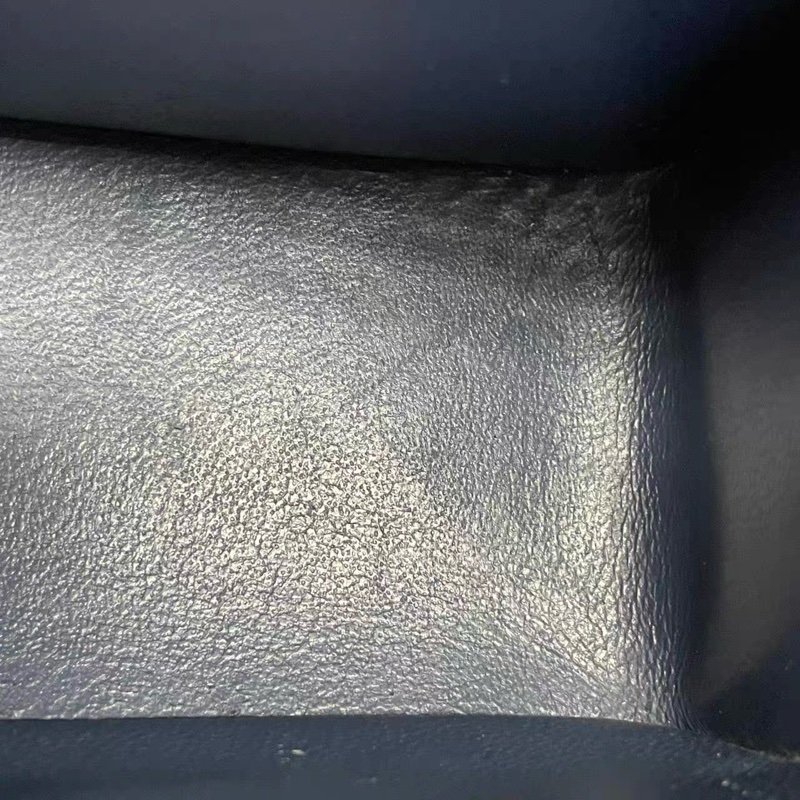 Chanel Cf17 mini square-23