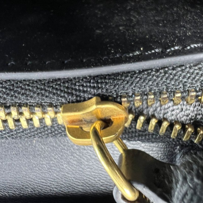 Celine Classic Box 豆腐包-19