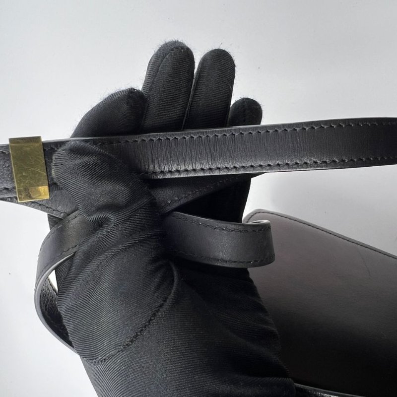 Celine Classic Box 豆腐包-21