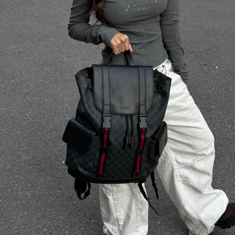 【黑老花帥炸😎】 GUCCI supreme 古馳 黑老花後背包 (專櫃11.6萬)-2