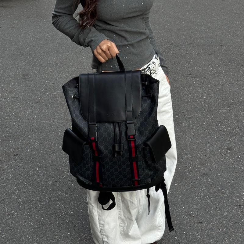 【黑老花帥炸😎】 GUCCI supreme 古馳 黑老花後背包 (專櫃11.6萬)-16