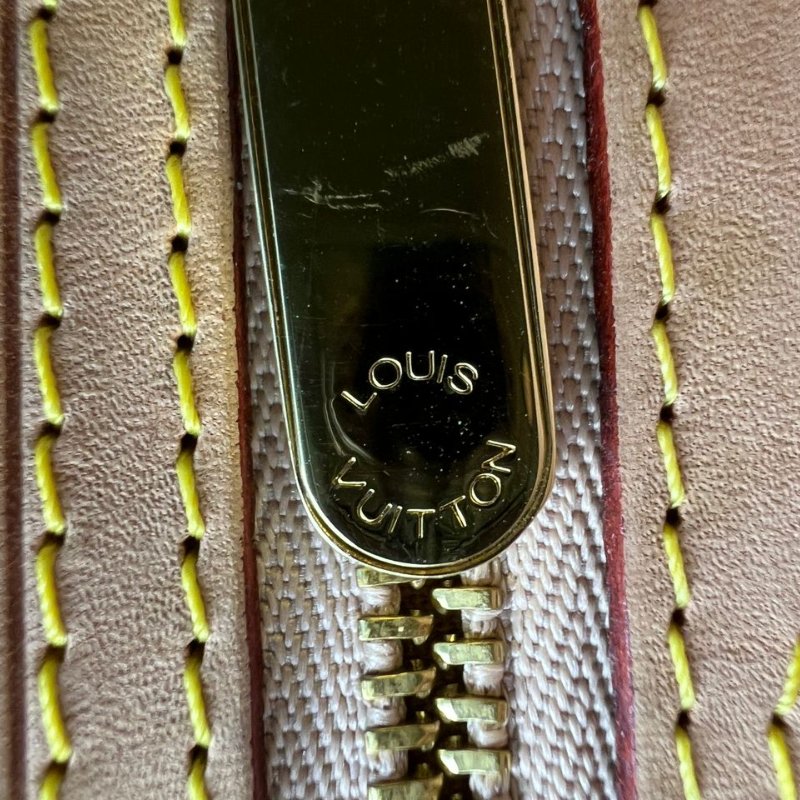 Louis Vuitton Vernis 漆皮手提包-15