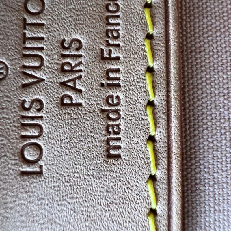 Louis Vuitton Vernis 漆皮手提包-27