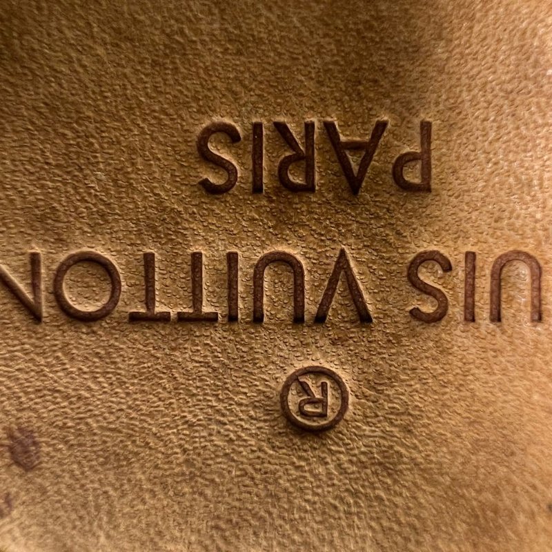 Louis Vuitton Vernis 漆皮手提包-28