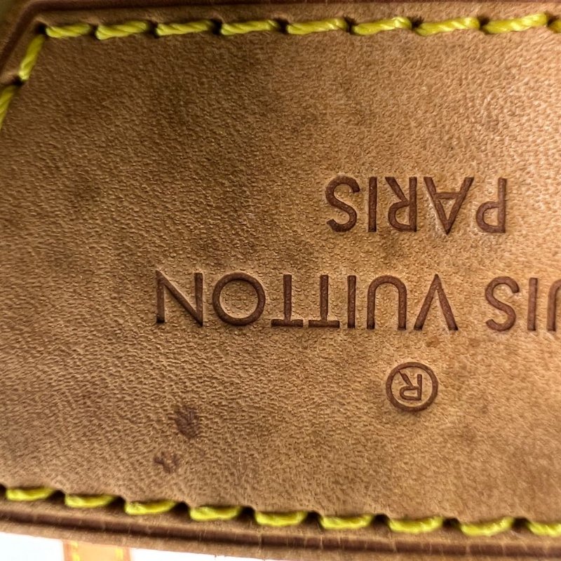 Louis Vuitton Vernis 漆皮手提包-30