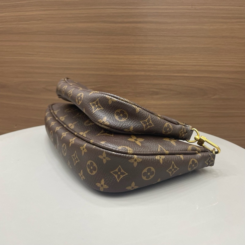 LV路易威登｜五合一 老花 綠色肩帶-6