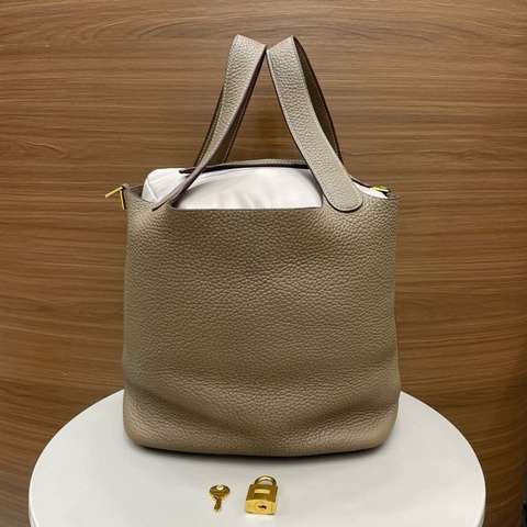 愛馬仕｜菜籃子22 大象灰金扣