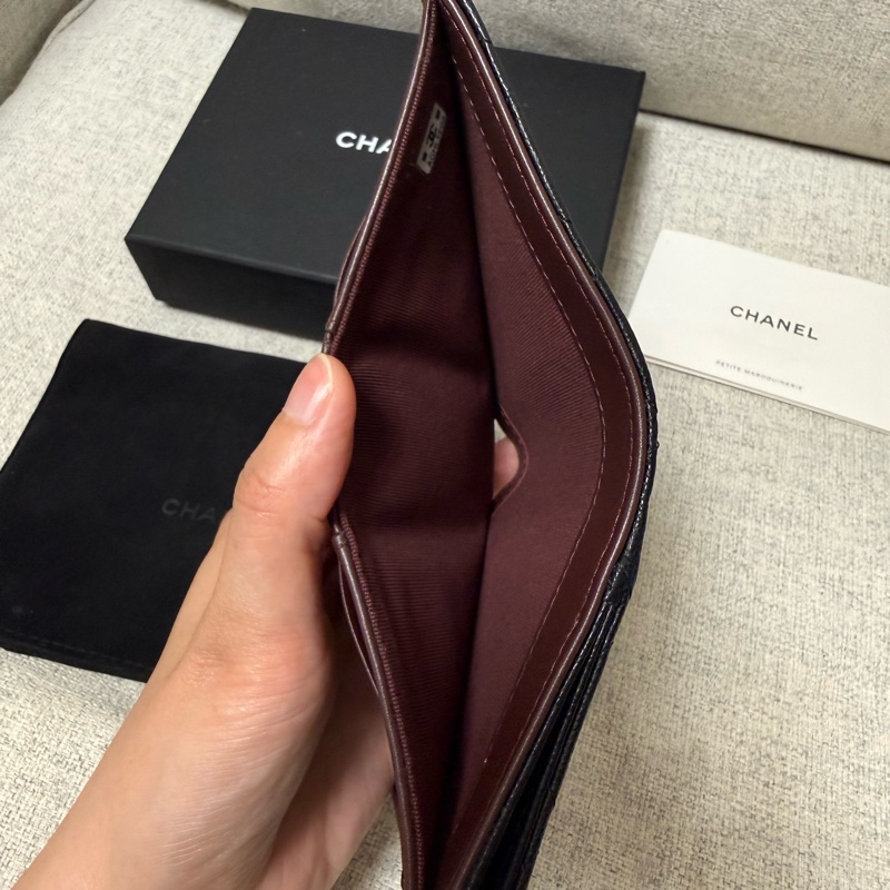 chanel 短夾 短錢包 黑色荔枝皮金球-7