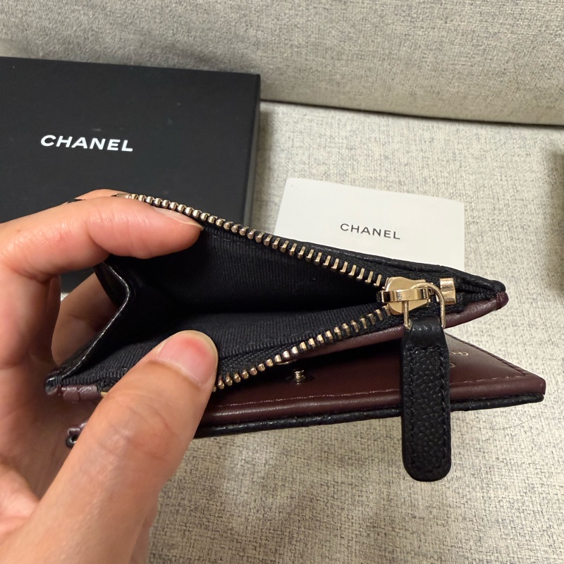 chanel 短夾 短錢包 黑色荔枝皮金球-9