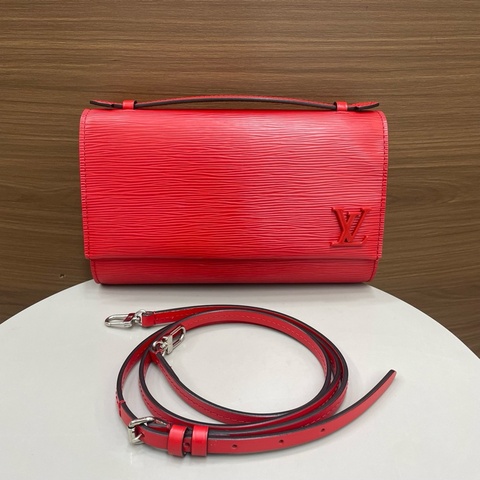 LV路易威登｜橫版水波紋cluny 紅色