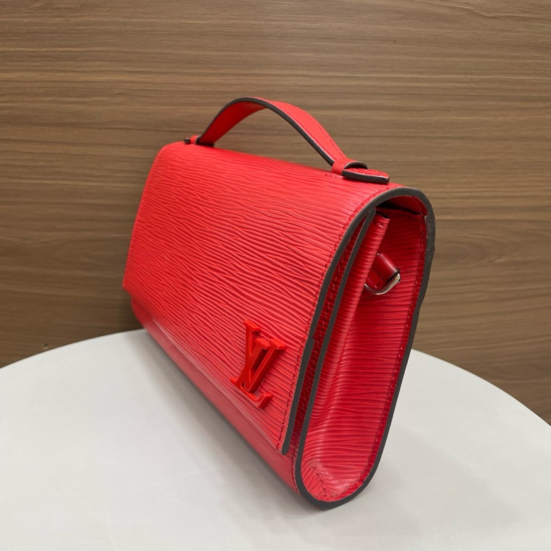 LV路易威登｜橫版水波紋cluny 紅色-3