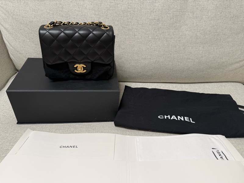 chanel mini classic flap square 方胖子 迷你翻蓋包 復古金扣-1