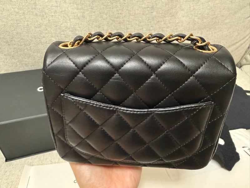chanel mini classic flap square 方胖子 迷你翻蓋包 復古金扣-9