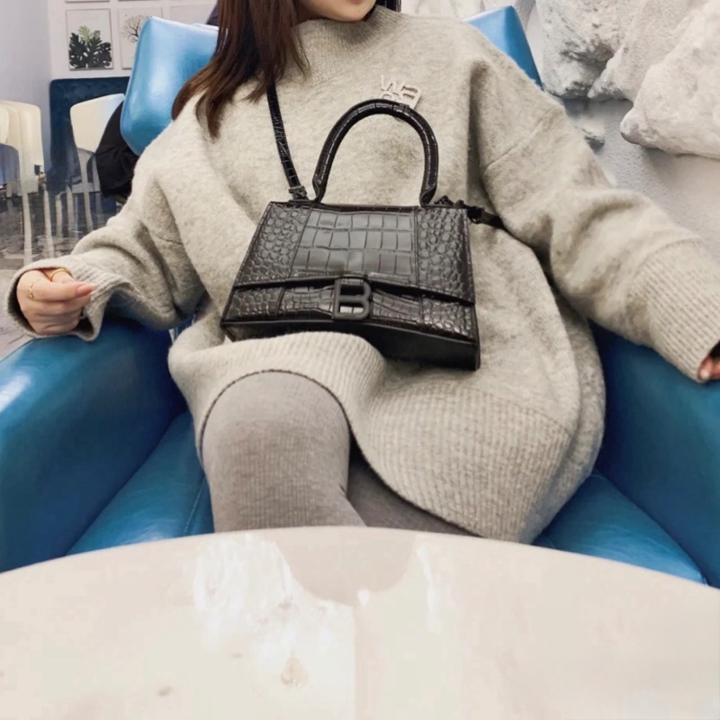 Balenciaga hourglass ( 619668 ) Black-7