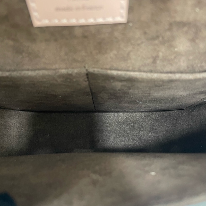 LV路易威登｜水波紋馬鞍包 皮粉色-7