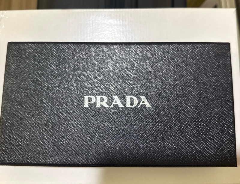 PRADA長夾-22