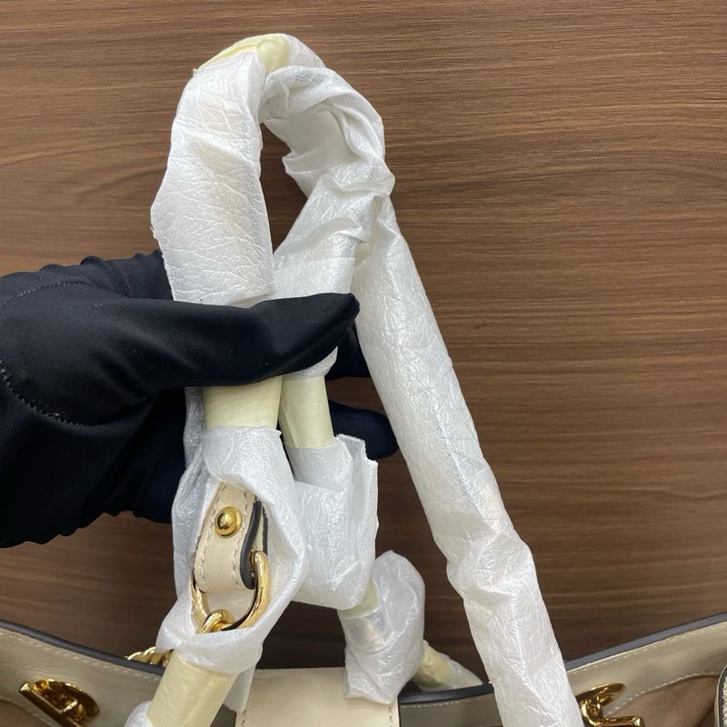 古馳｜Padlock托特大號白色 全新-8