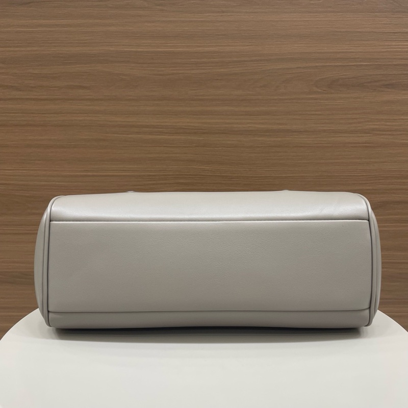 繆繆｜長手柄法棍牛皮 大象灰金扣-6