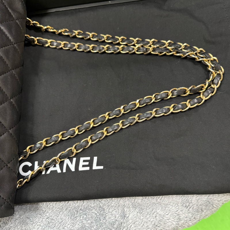 CHANEL CLASSIC FLAP  LAMBSKIN-1
