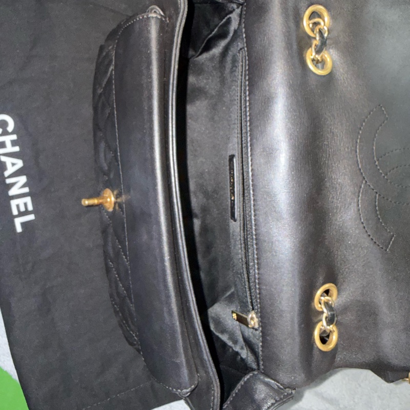 CHANEL CLASSIC FLAP  LAMBSKIN-12