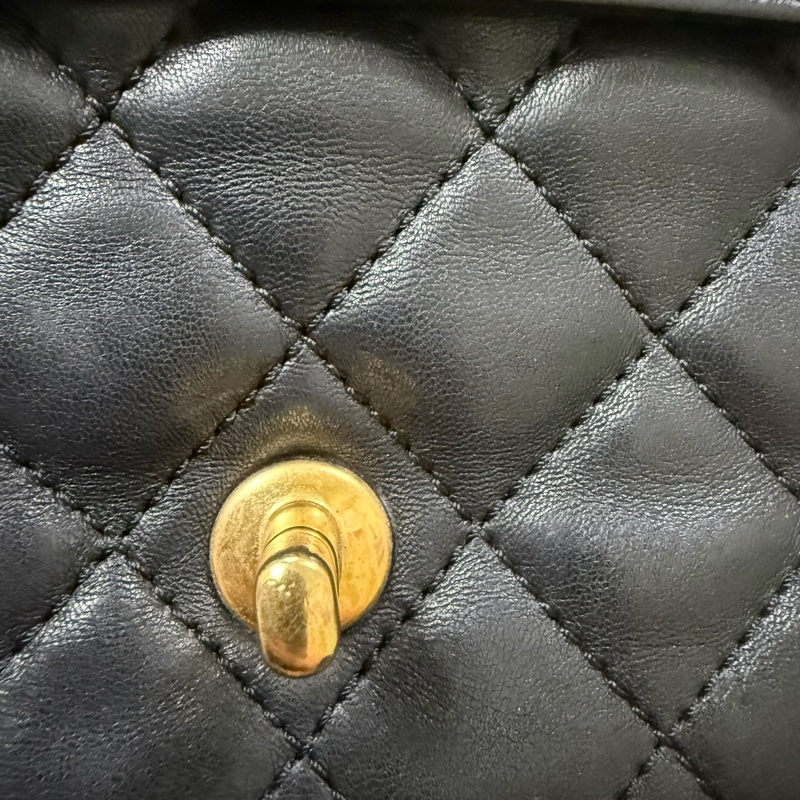 CHANEL CLASSIC FLAP  LAMBSKIN-21