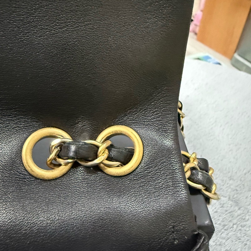 CHANEL CLASSIC FLAP  LAMBSKIN-22