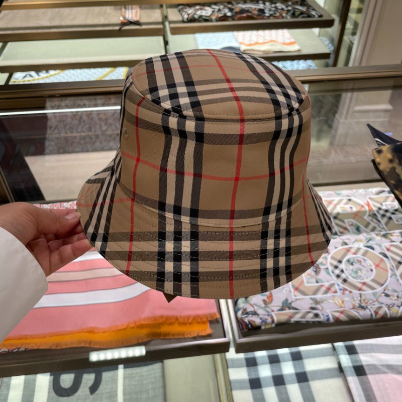 ⏰限時特賣價🌺Burberry 80269271 Vintage 格紋棉質混紡漁夫帽 S-12