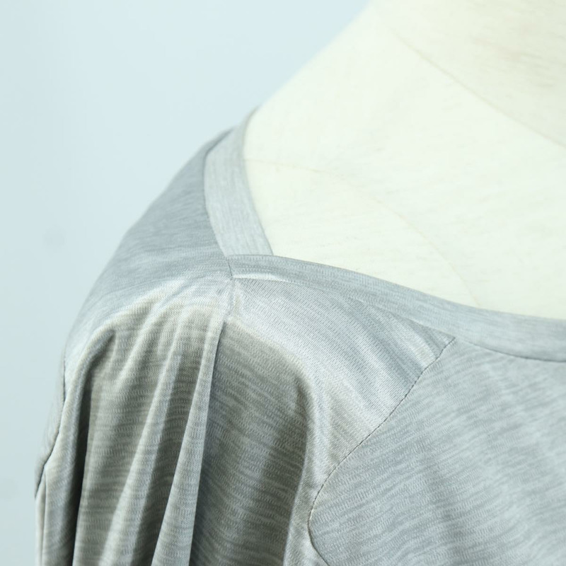 【日本直送】香奈兒 (CHANEL) CC 銀色黏膠纖維上衣,36 碼,正品,貨號 am10856V-7