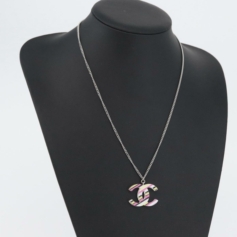 【日本直送】香奈兒 COCO 標誌項鍊，塑膠材質，多色，CC 標誌，正品編號 172418M-15