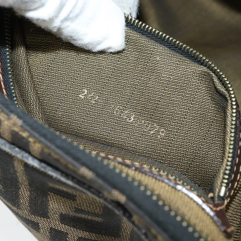 【日本直送】FENDI Zucca帆布單肩包 棕色/黑色 正品 LNZ068-11