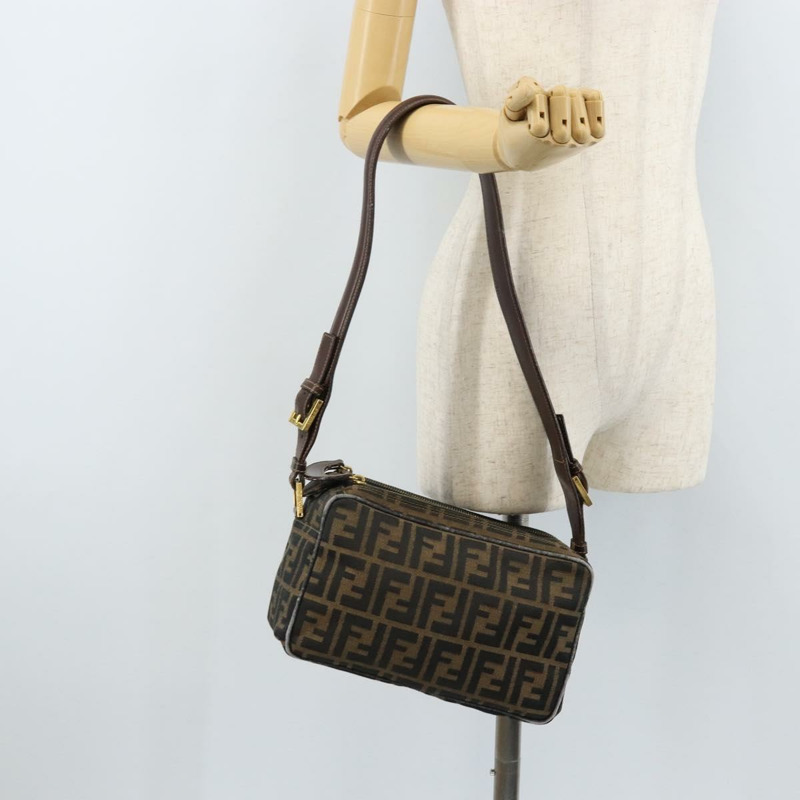 【日本直送】FENDI Zucca帆布單肩包 棕色/黑色 正品 LNZ068-22