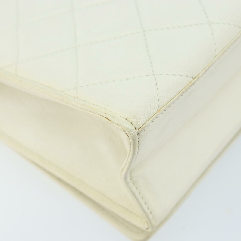 【日本直送】香奈兒 (CHANEL) 絎縫鏈條單肩包，羊皮材質，白色金色，CC標誌，正品 LNZ336A-15